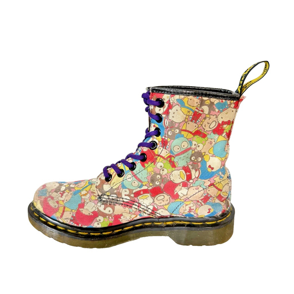 Dr. Martens 50th Anniversary Sanrio Hello Kitty Boots Limited Edition - Picture 3 of 14